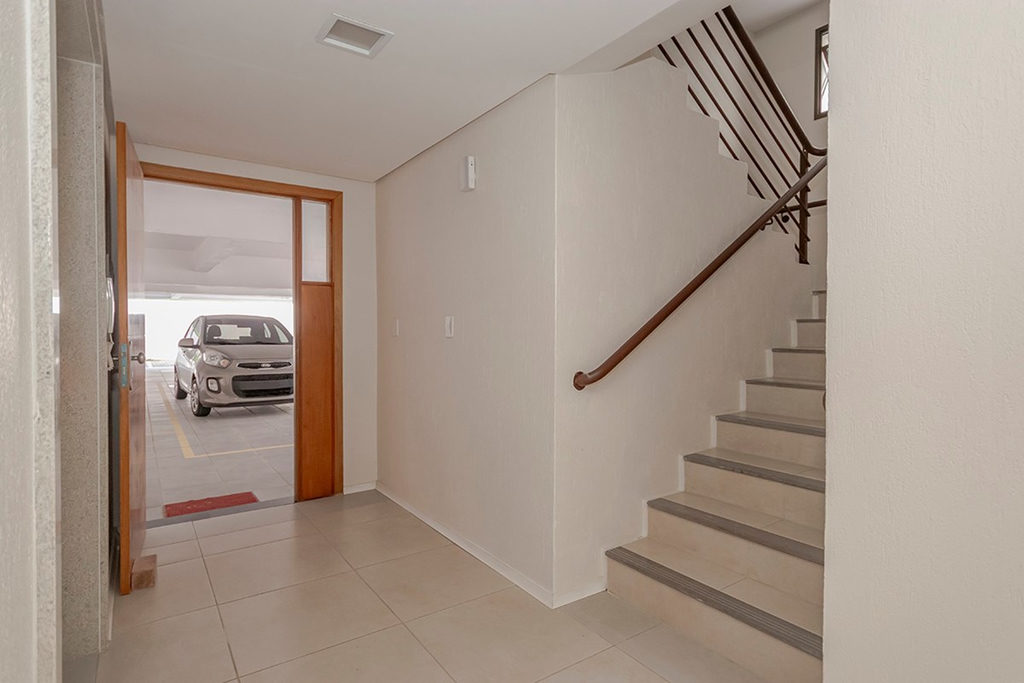 Apartamento para venda no bairro Chácara das Pedras em Porto Alegre
