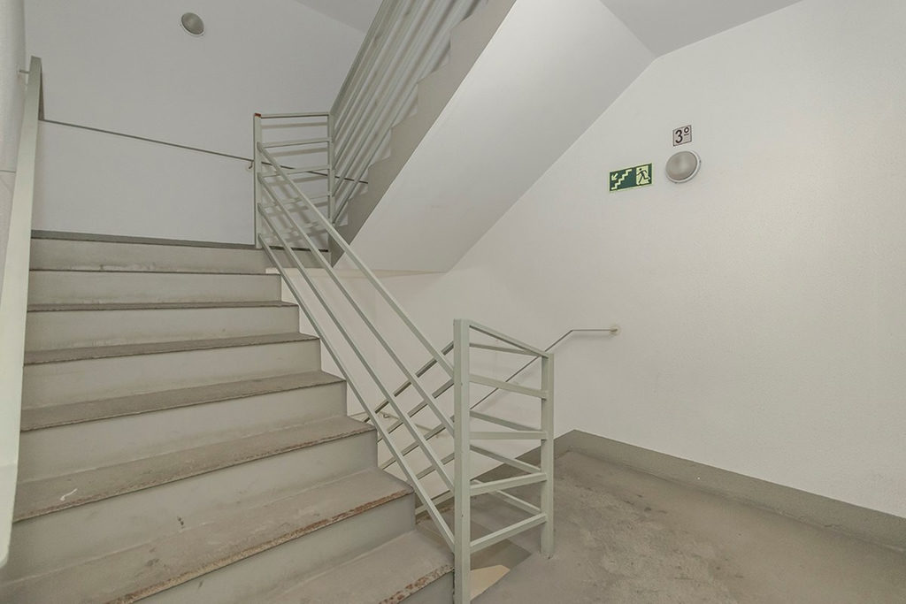 Apartamento para venda no bairro Santa Cecília em Porto Alegre