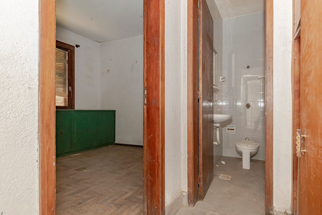 Casa para venda no bairro Floresta em Porto Alegre