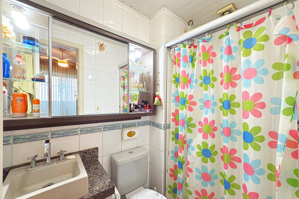 Apartamento para venda no bairro Cavalhada em Porto Alegre
