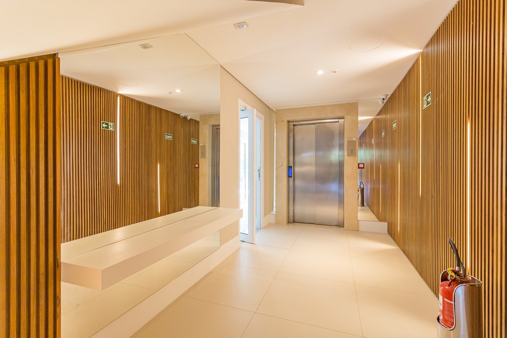 Apartamento à venda com 3 quartos, 272m² - Foto 6