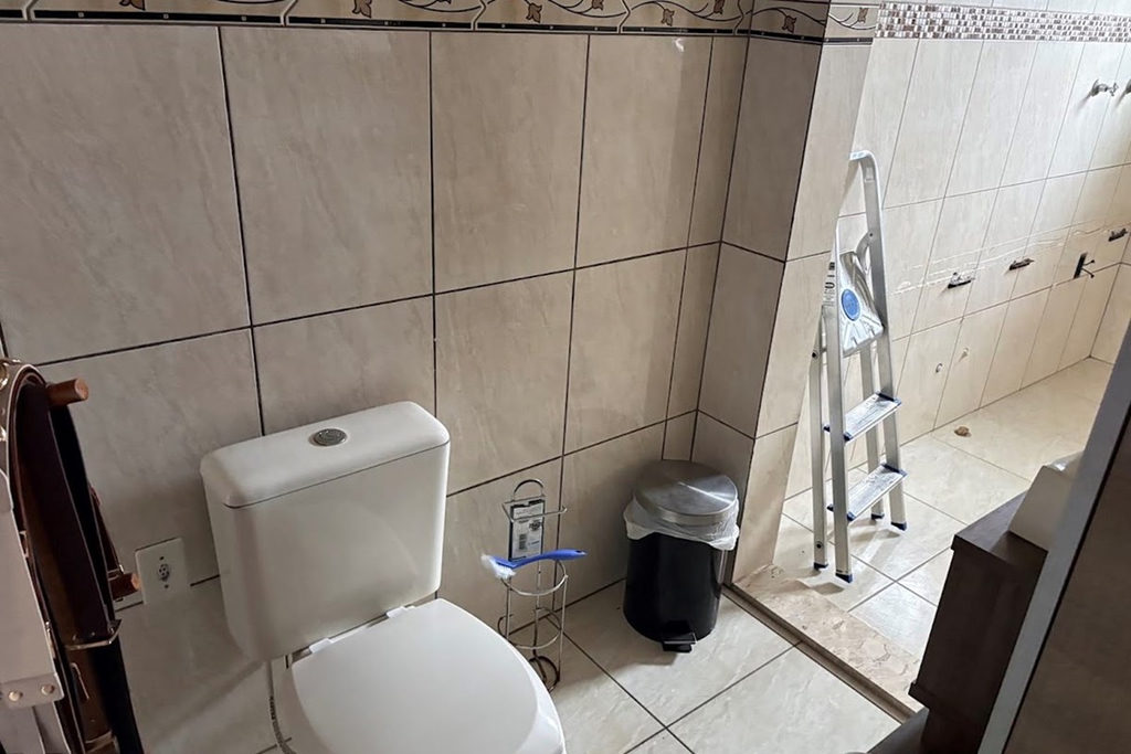 Casa para venda no bairro Santa Rosa de Lima em Porto Alegre