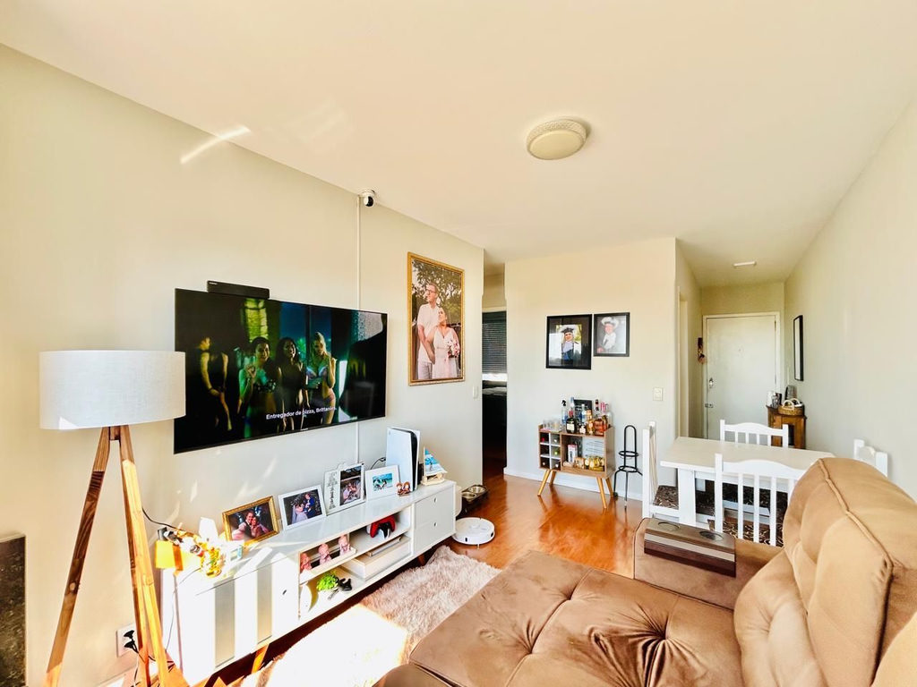 Apartamento para venda no bairro Três Figueiras em Porto Alegre