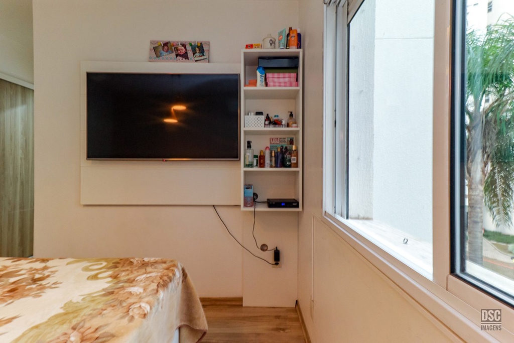 Apartamento para venda no bairro Vila Ipiranga em Porto Alegre