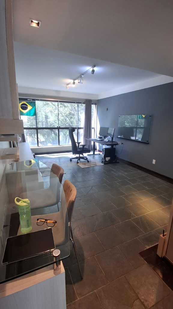 Apartamento para venda no bairro Petrópolis em Porto Alegre