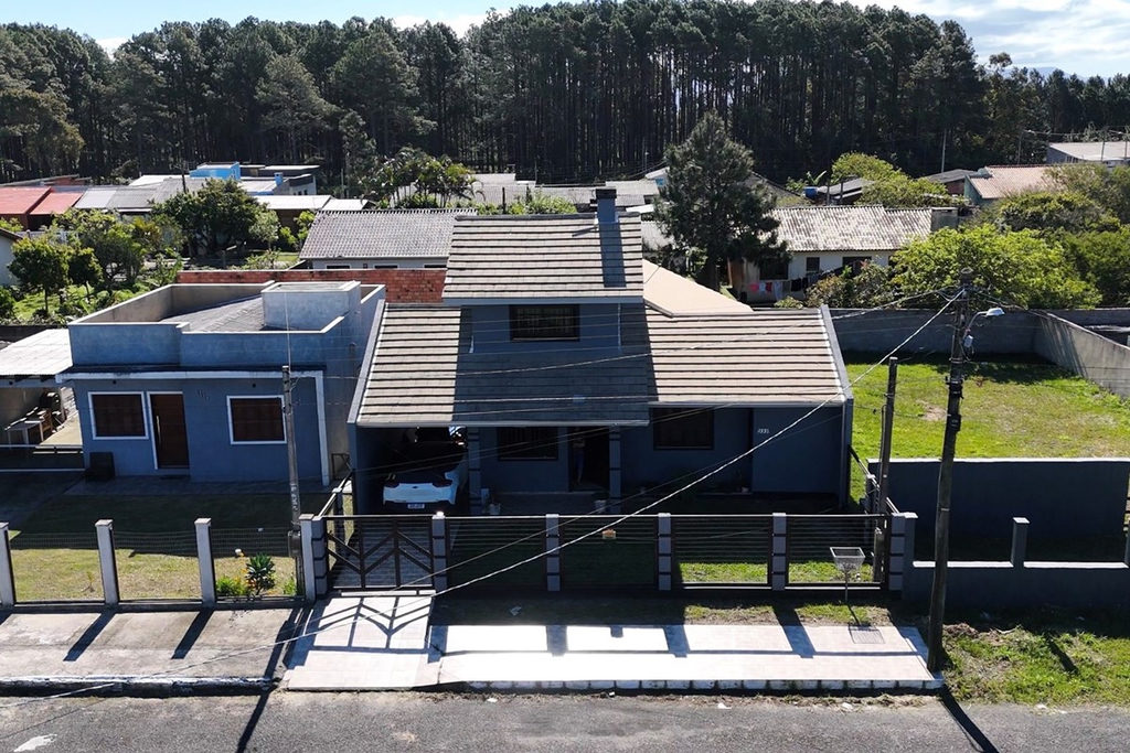 Casa para venda no bairro Capão Novo em Capão da Canoa