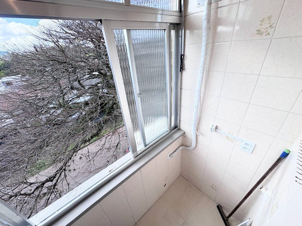 Apartamento para venda no bairro Teresópolis em Porto Alegre