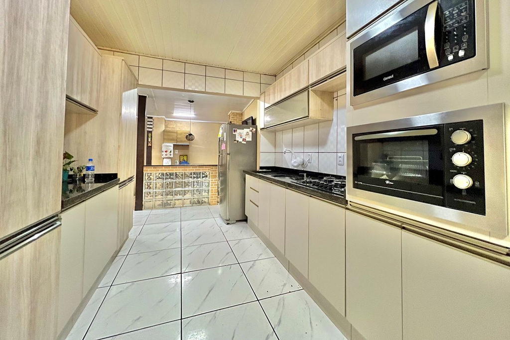 Casa para venda no bairro Estância Velha em Canoas