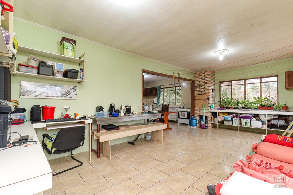 Casa para venda no bairro Vila Jardim em Porto Alegre