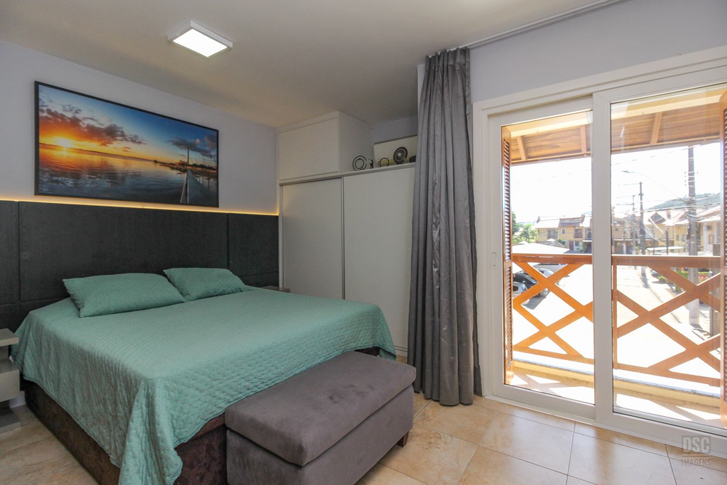 Casa para venda no bairro Hípica em Porto Alegre
