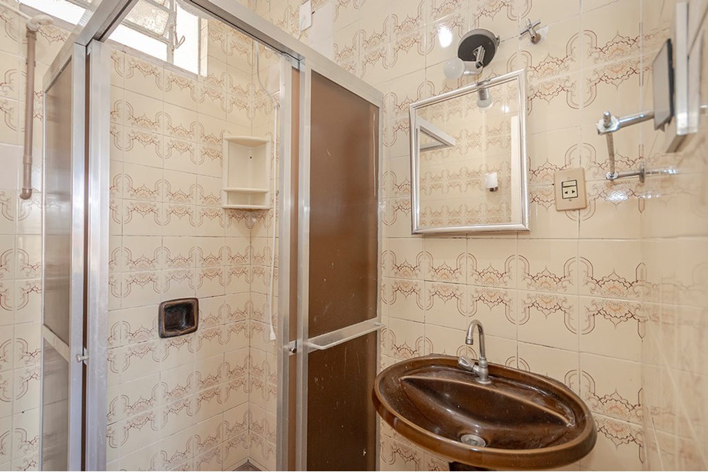 Apartamento para venda no bairro Medianeira em Porto Alegre