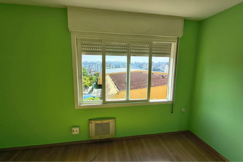 Apartamento para venda no bairro Santo Antônio em Porto Alegre