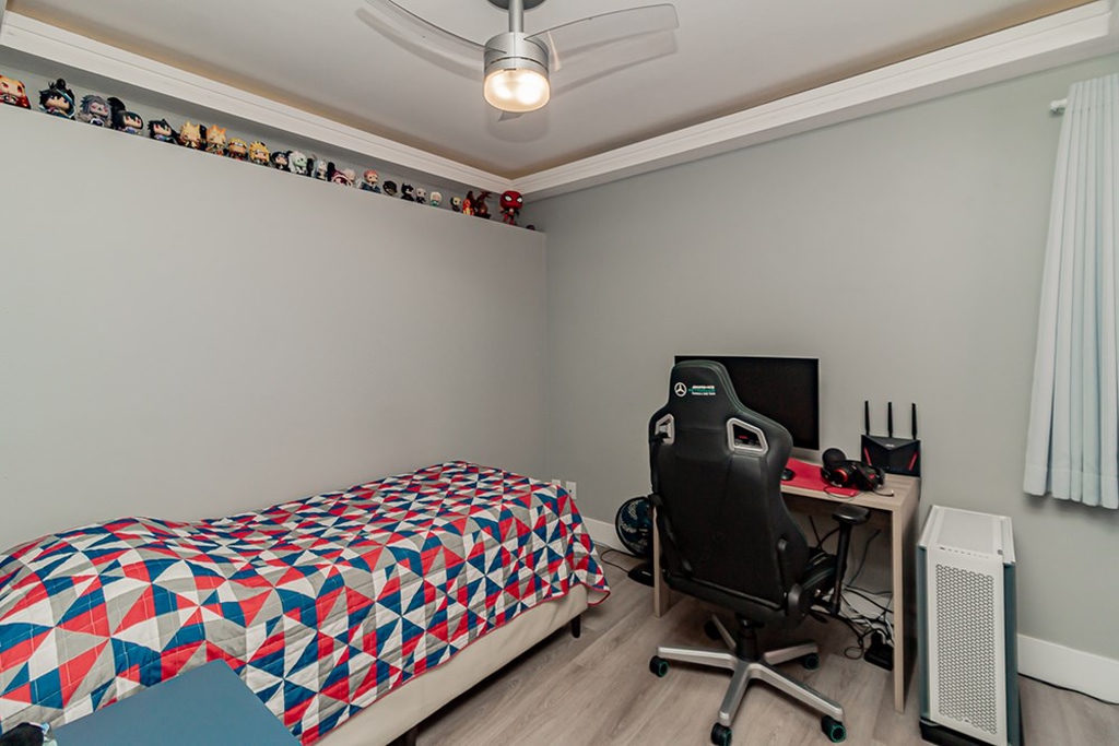 Cobertura Duplex para venda no bairro Jardim Lindóia em Porto Alegre