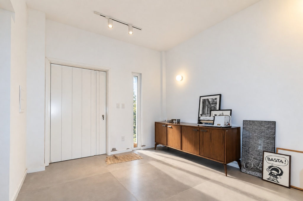 Casa para venda no bairro Três Figueiras em Porto Alegre