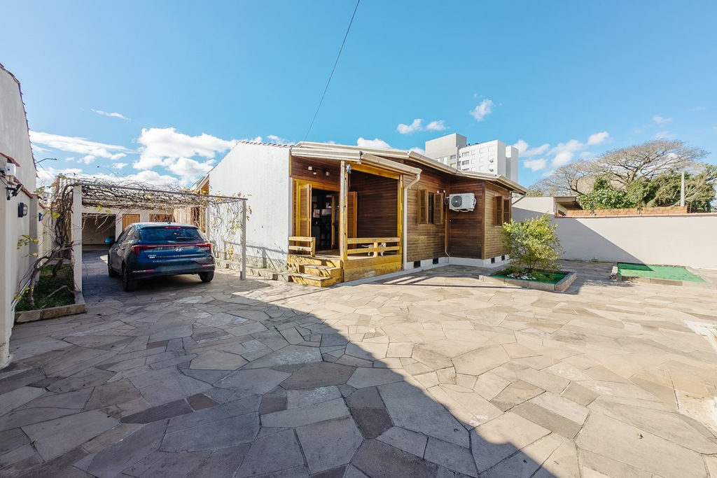 Casa para venda no bairro Centro em Canoas