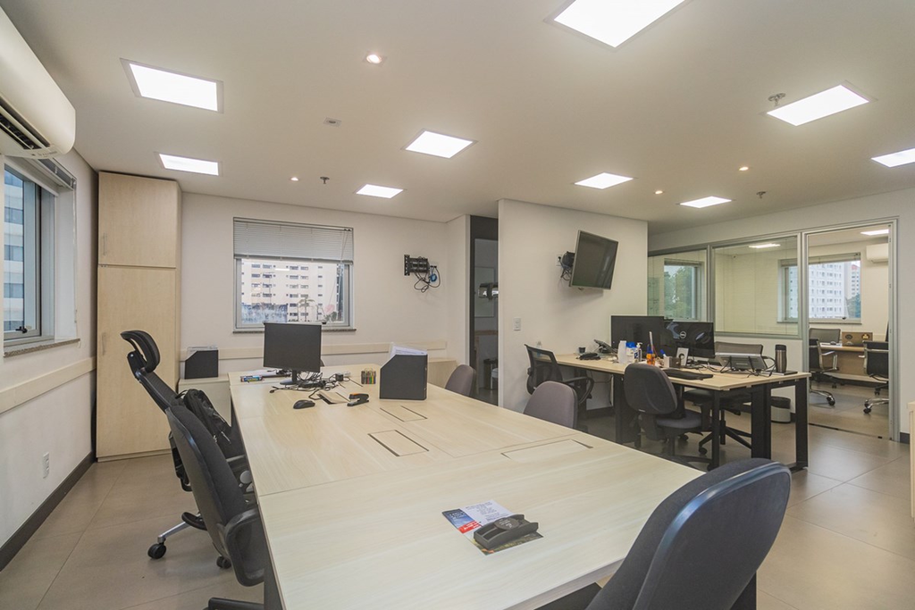 Sala Comercial de 204m² no bairro Alto da Boa Vista, em São Paulo | Eu Corretor
