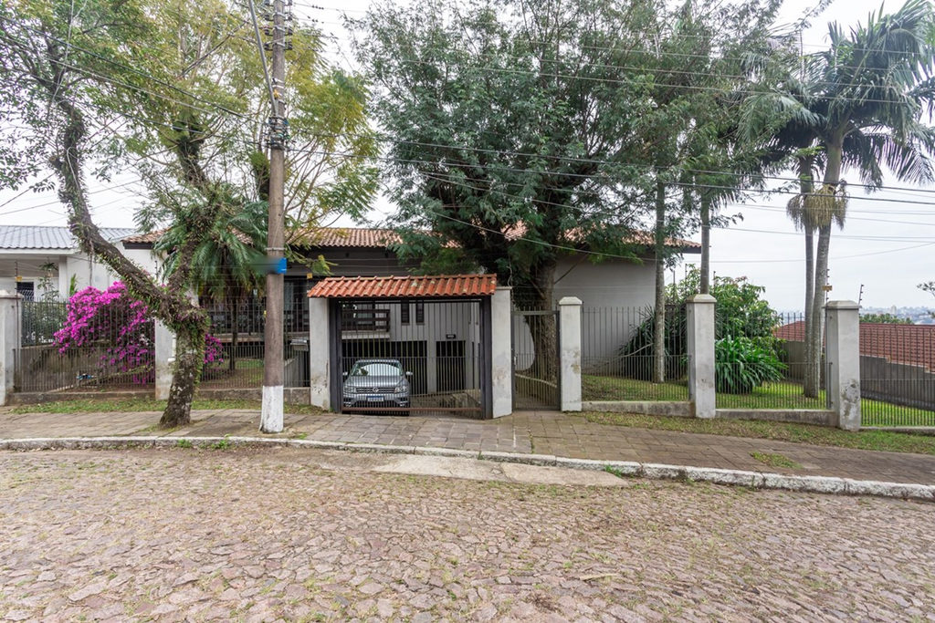 Casa para venda no bairro Teresópolis em Porto Alegre