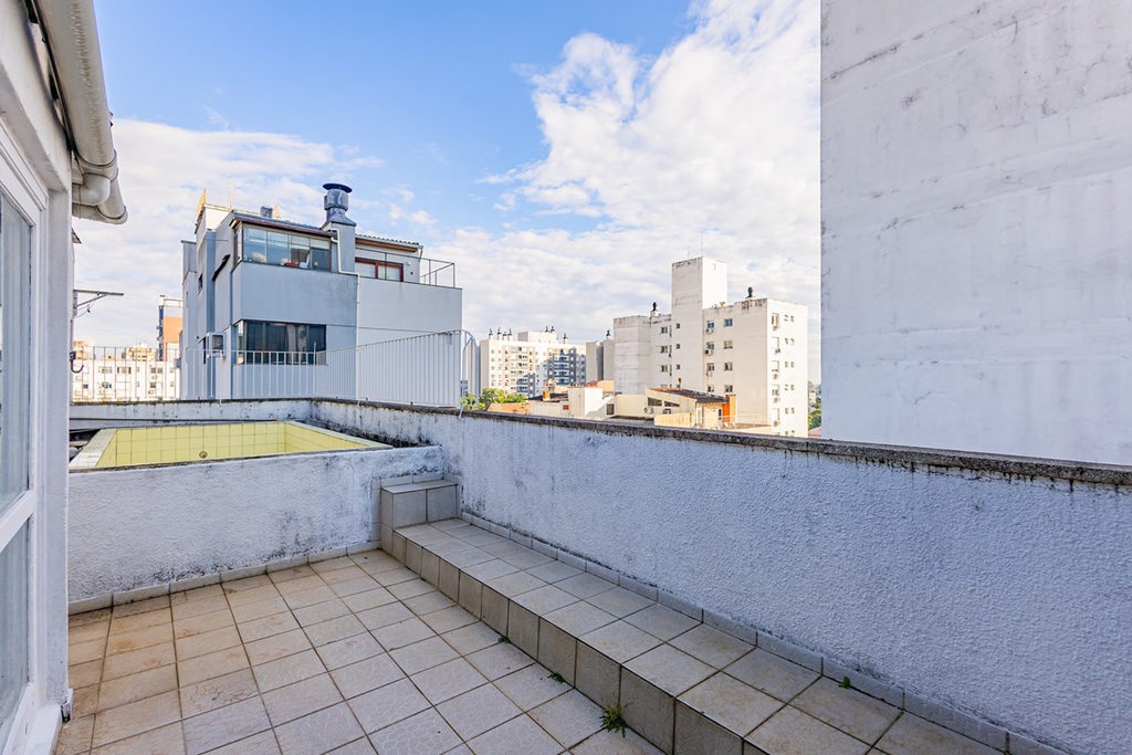 Cobertura Duplex para venda no bairro Passo da Areia em Porto Alegre