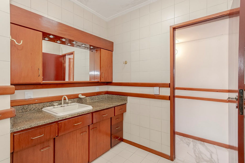 Apartamento para venda no bairro Rio Branco em Porto Alegre