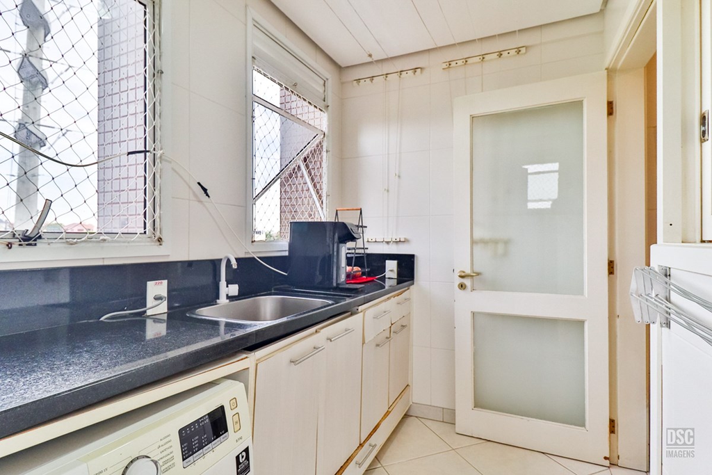 Apartamento para venda no bairro Jardim Itu em Porto Alegre