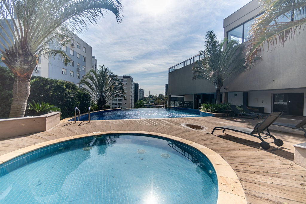 Apartamento para venda no bairro Vila Jardim em Porto Alegre