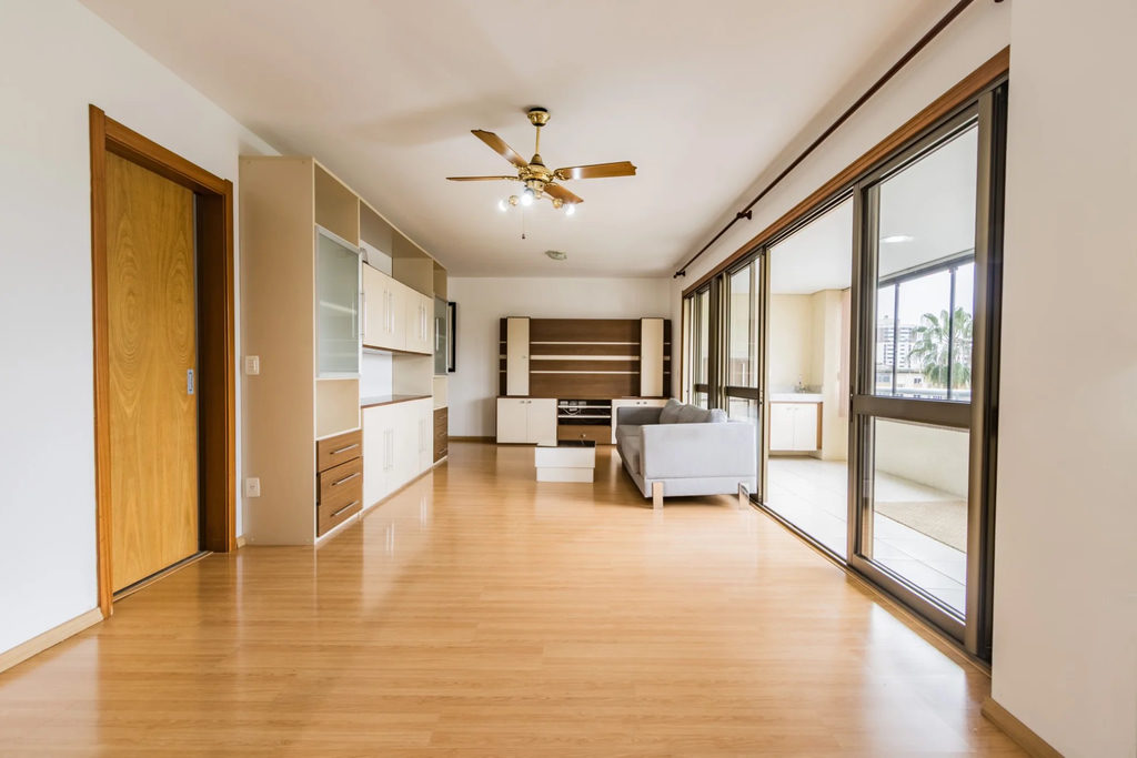 Apartamento para venda no bairro Menino Deus em Porto Alegre