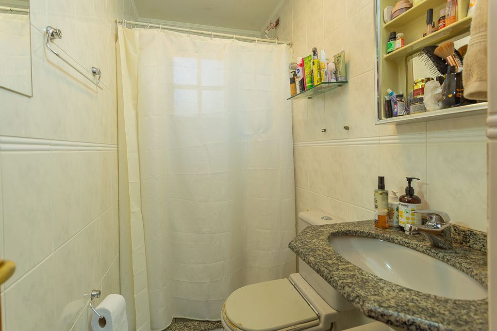 Casa em Condomínio para venda no bairro Santa Tereza em Porto Alegre