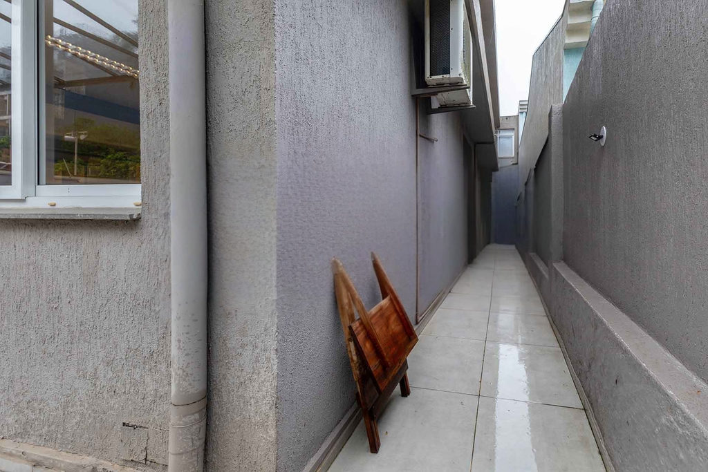 Edifício Comercial para venda no bairro Três Figueiras em Porto Alegre
