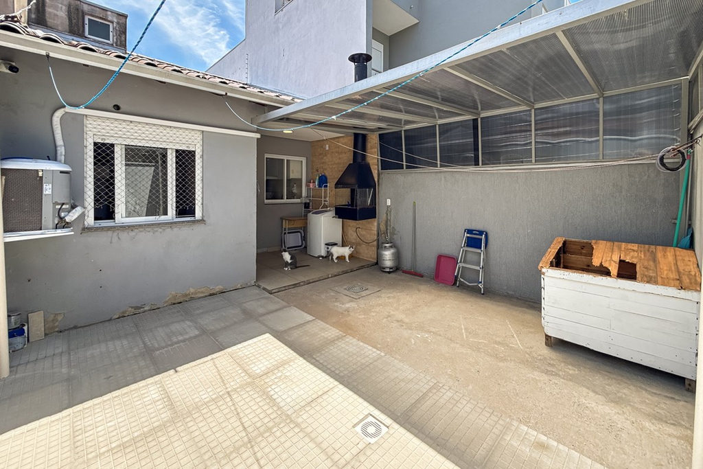 Casa para venda no bairro Igara em Canoas