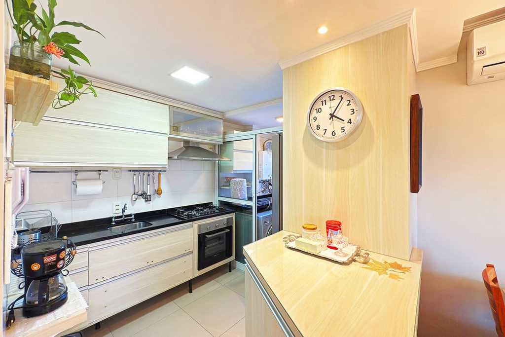 Apartamento para venda no bairro Teresópolis em Porto Alegre
