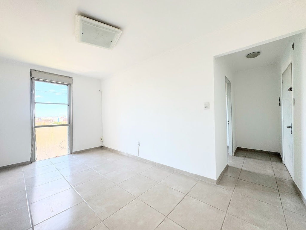 Apartamento para venda no bairro Humaitá em Porto Alegre