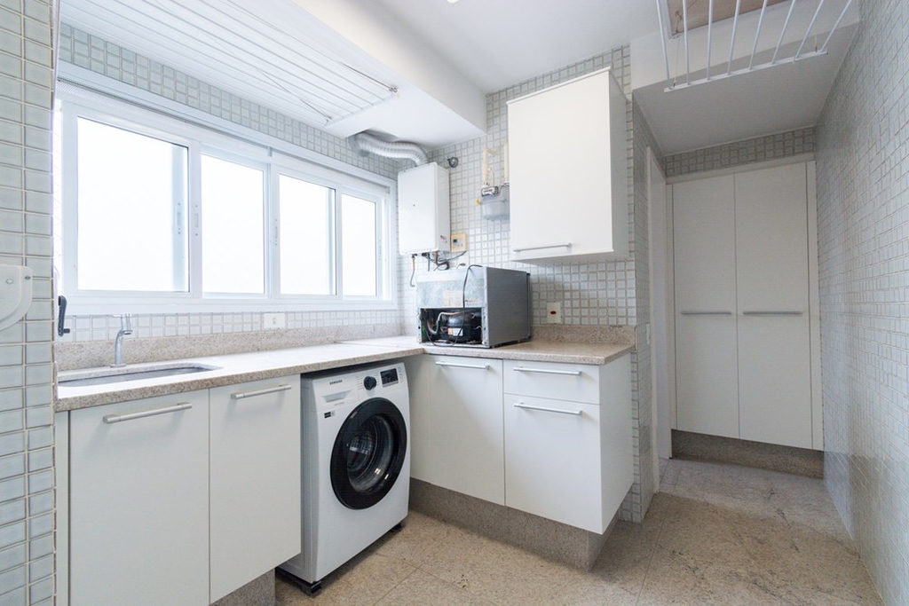 Apartamento de 3 quartos, 204m² no bairro Moema, em São Paulo | Eu Corretor