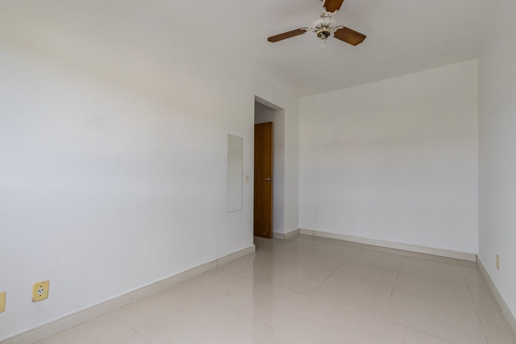 Apartamento para venda no bairro Partenon em Porto Alegre