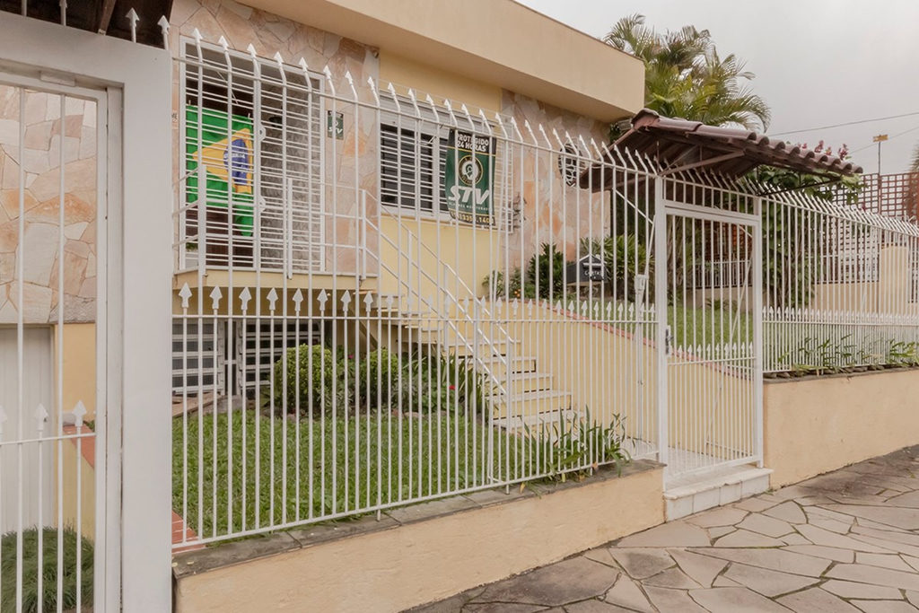 Casa para venda no bairro Teresópolis em Porto Alegre