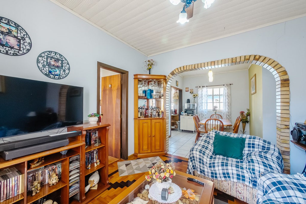 Casa para venda no bairro Centro em Esteio
