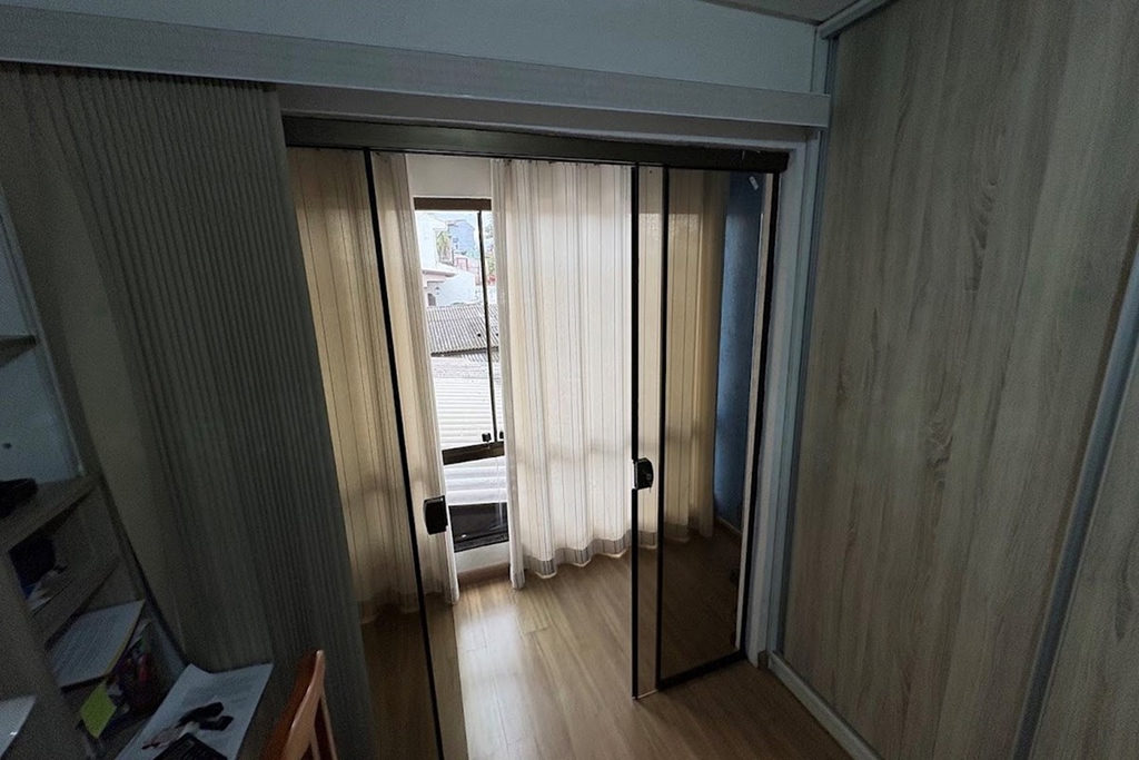 Casa para venda no bairro Santa Rosa de Lima em Porto Alegre