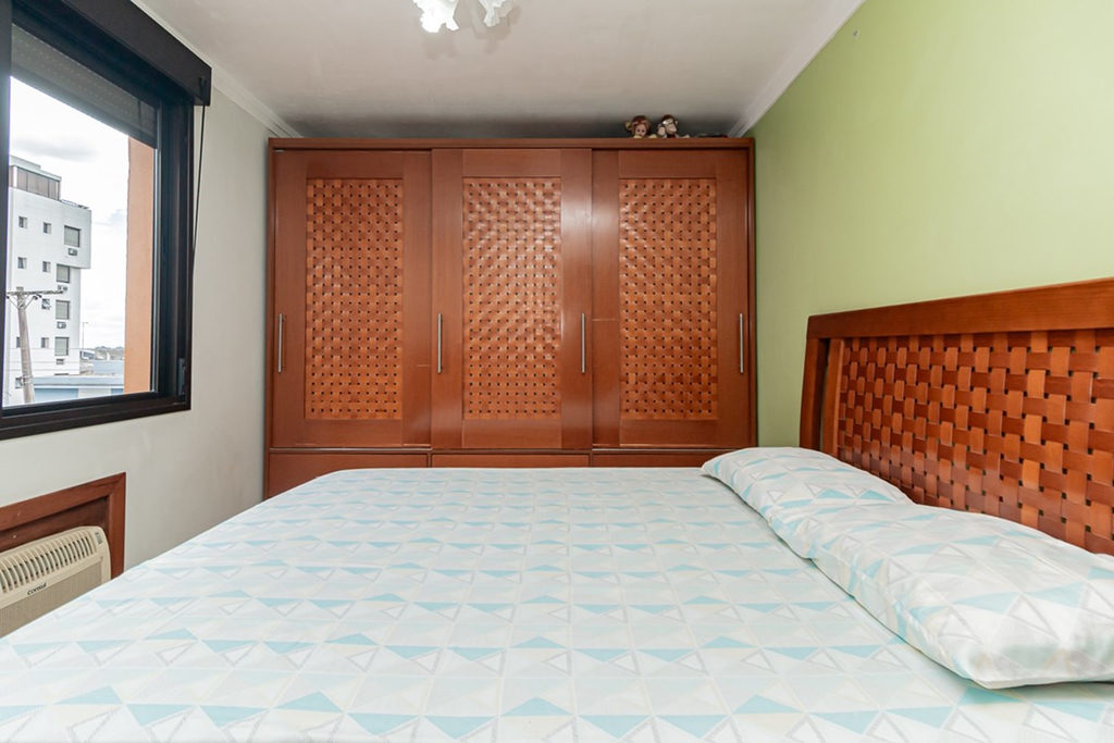 Apartamento para venda no bairro Jardim Lindóia em Porto Alegre