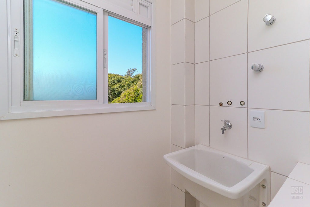 Apartamento para venda no bairro Santo Antônio em Porto Alegre