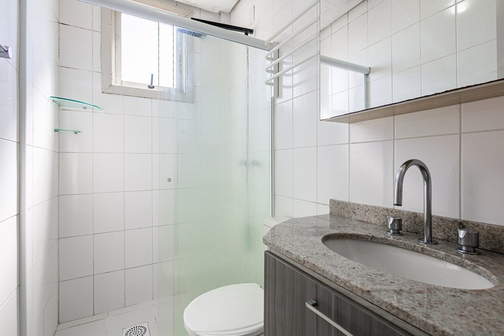 Apartamento para venda no bairro Passo da Areia em Porto Alegre