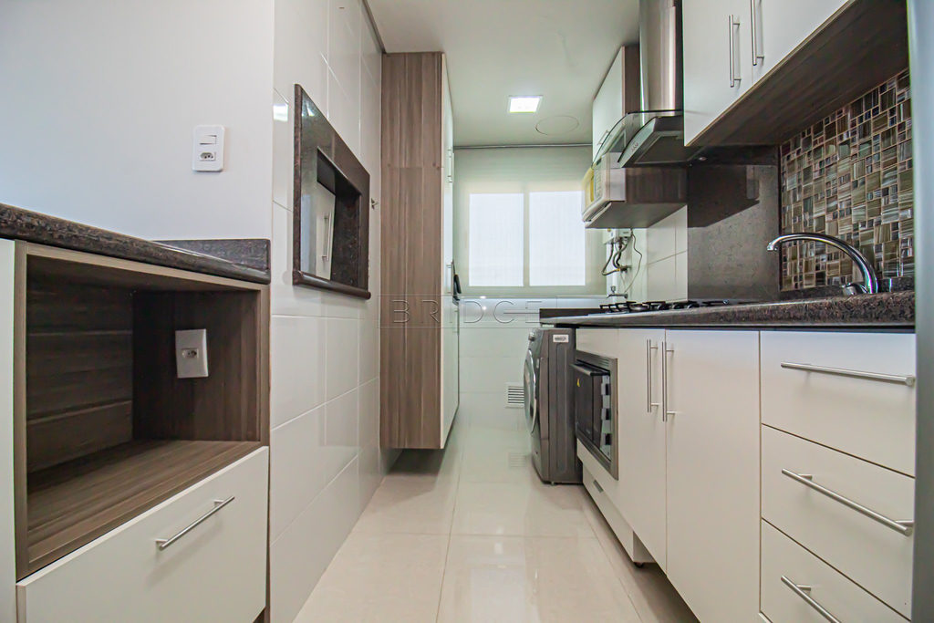 Apartamento para venda no bairro Santana em Porto Alegre