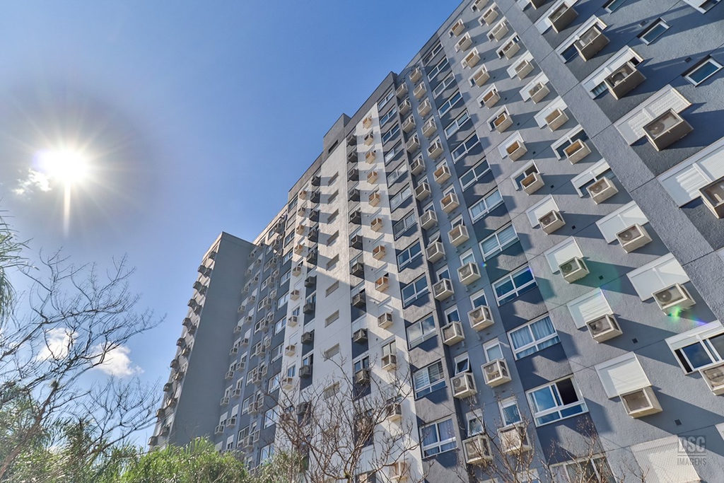Apartamento para venda no bairro Jardim Lindóia em Porto Alegre