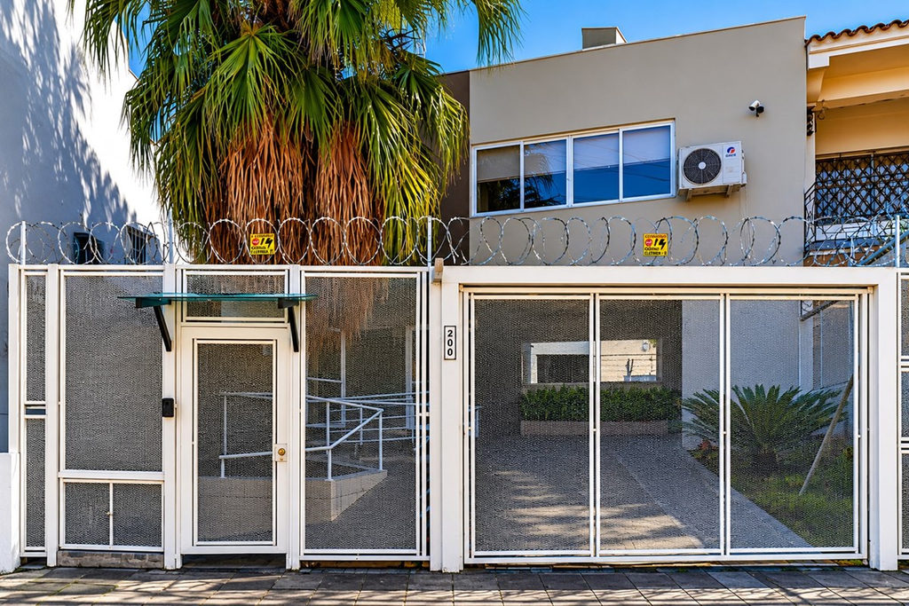 Apartamento para venda no bairro Santo Antônio em Porto Alegre