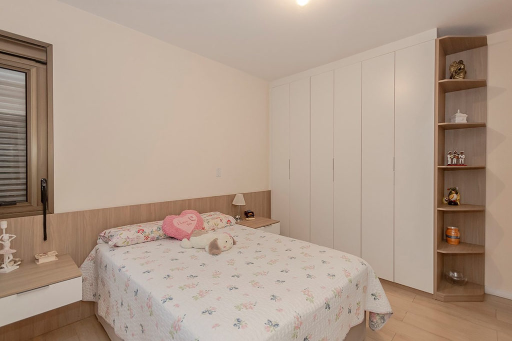 Apartamento para venda no bairro Chácara das Pedras em Porto Alegre