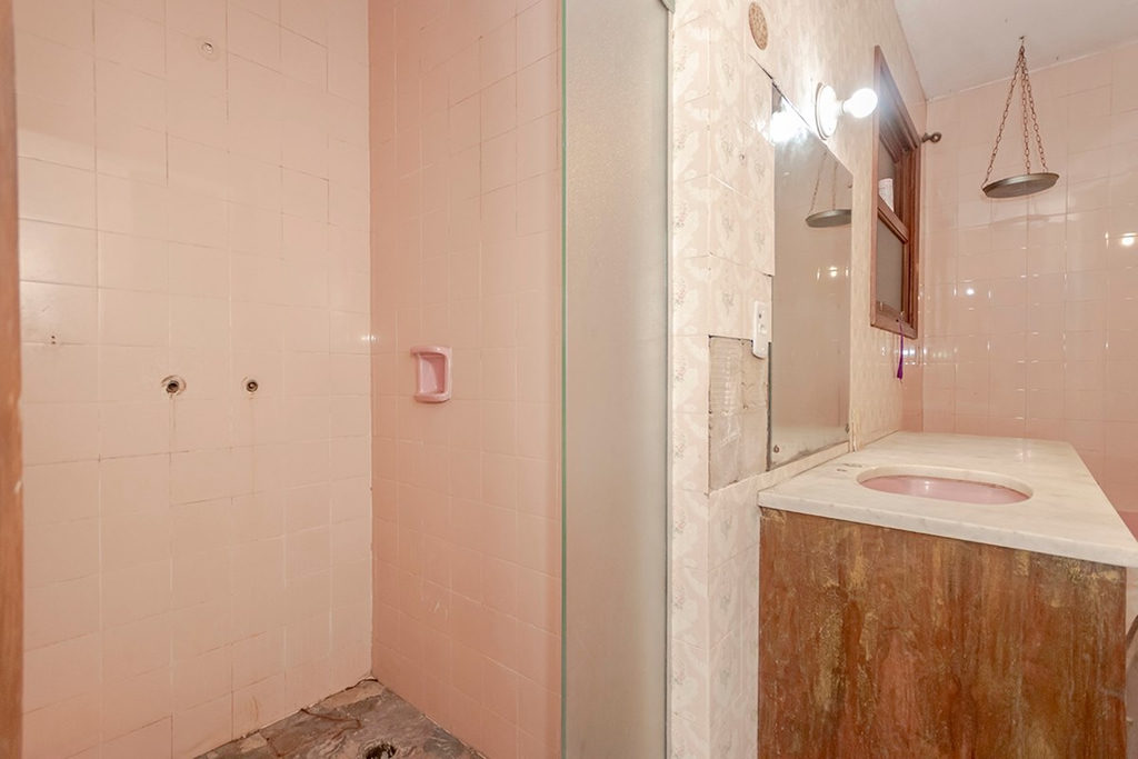 Casa para venda no bairro Floresta em Porto Alegre