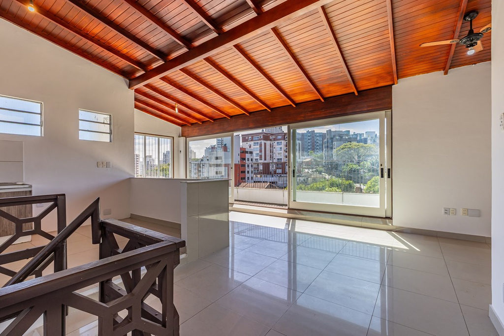 Apartamento para venda no bairro Passo da Areia em Porto Alegre