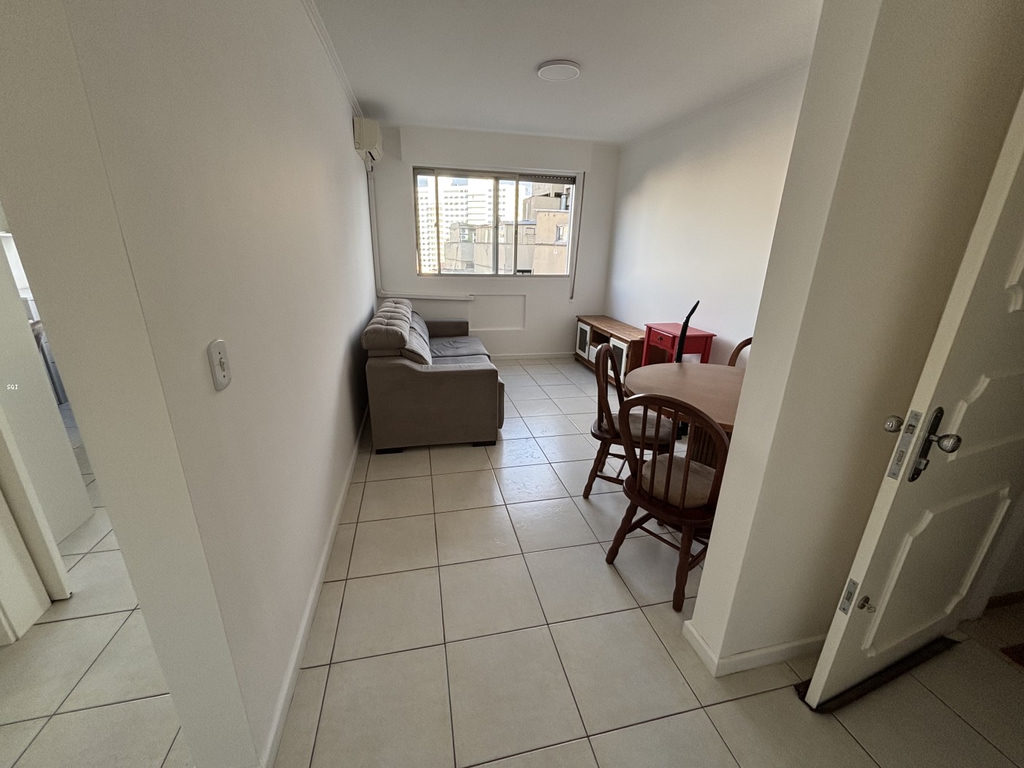 Apartamento para venda no bairro Centro Histórico em Porto Alegre