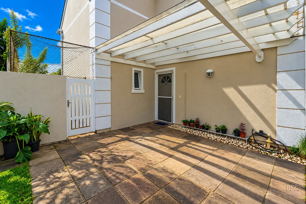 Casa para venda no bairro Jardim Itu em Porto Alegre