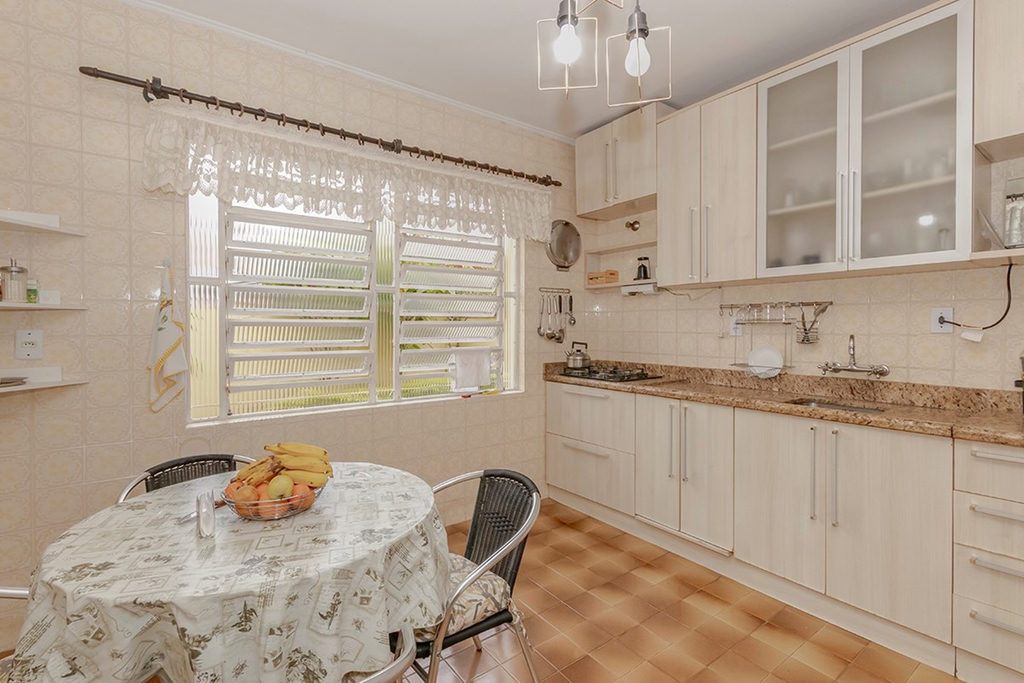 Casa para venda no bairro Teresópolis em Porto Alegre