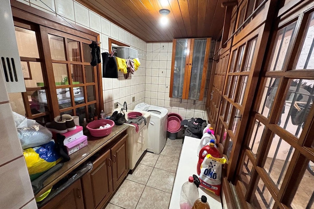 Casa para venda no bairro Santa Rosa de Lima em Porto Alegre