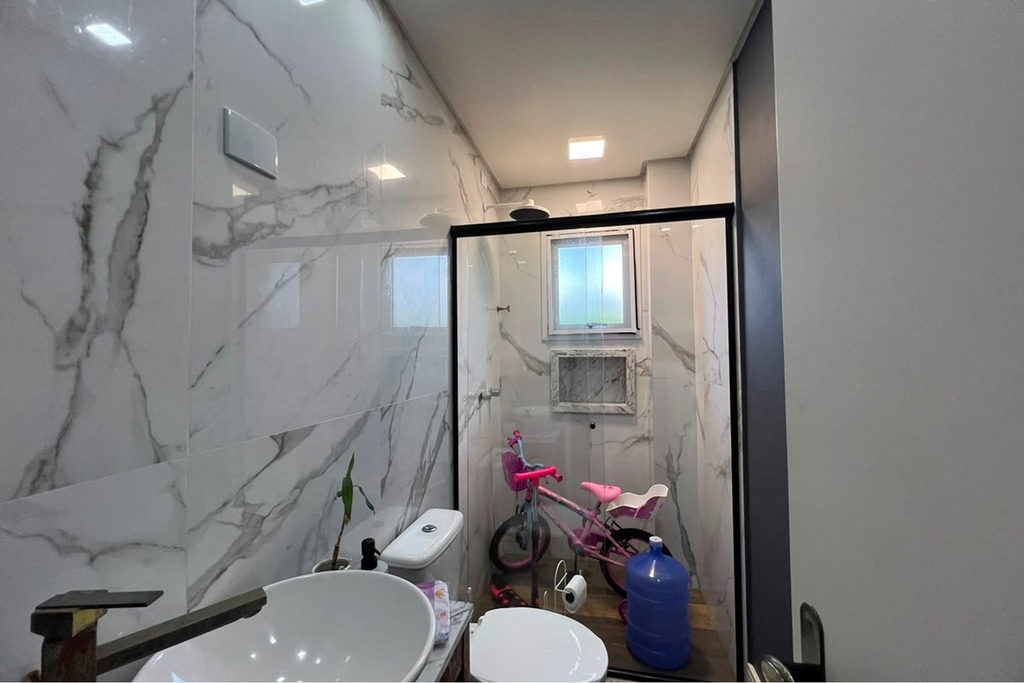 Casa em Condomínio para venda no bairro Lomba do Pinheiro em Porto Alegre